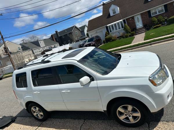 2011 honda pilot EXL - $9,300 (Hempstead)63654716264195124