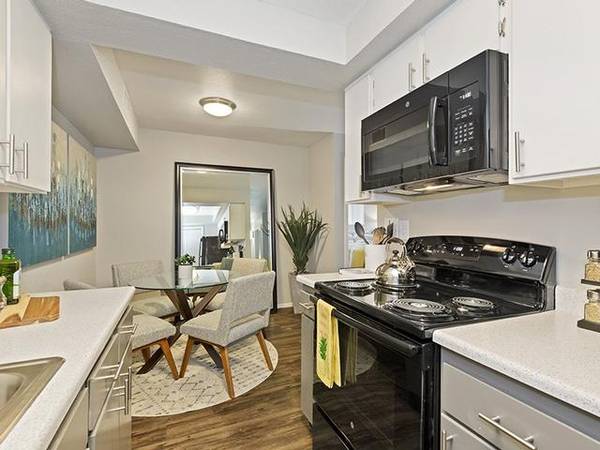$1,149 / 2br - 805ft2 - Washer & Dryer, Pet Friendly, Fitness Center, Controlled Access (Mesa)64024993696513120