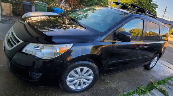 2014 VW Routan - $5,500 (healdsburg / windsor)63613207845123120