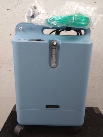 Respironics Airsep, 5 LPM. With Supplies Pictured 1