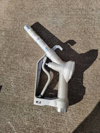Boquilla manual GPI con terminal [Número de pieza: 110155-4] - $40 (Manassas)63471085378563121