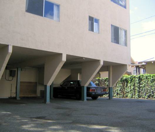 $2,395 / 2br - 2253 Central Avenue Apt C (alameda)63850426925187121