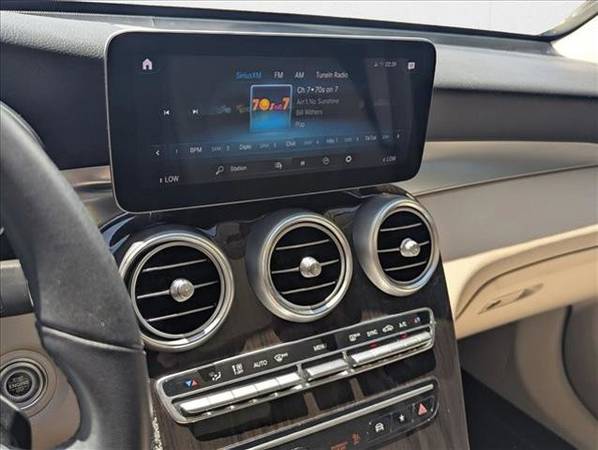 2021 Mercedes-Benz GLC Certificado C300 GLC300 Clase C Clase GLC GLC 300 - $27,988 (Llame al *(561) 933-7045* para confirmar disponibilidad al instante)63470426144641124