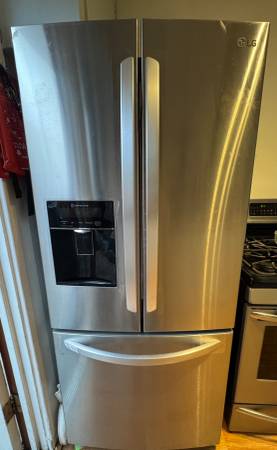 LG Fridge Model LCFS22EXS/00 1