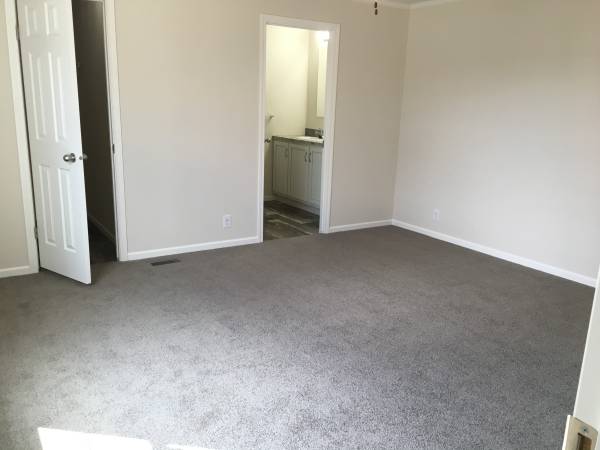 $58,499 / 3br - 1152ft2 - Mobile Home for Sale (Dubuque)63800864314115122