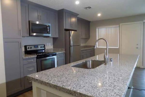 $2,599 / 3br - 1444ft2 - Resort style Living, amenities like four pools and two story gym. (SACRAMENTO)63961337757315123