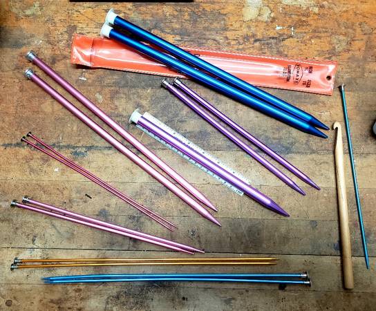 Knitting Needles 1