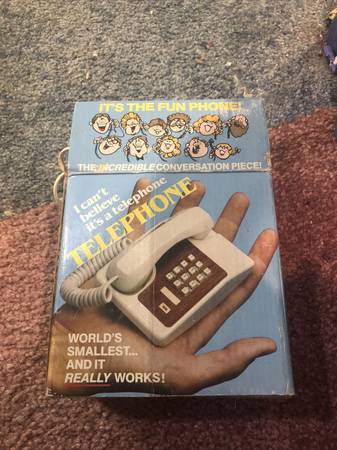 World's Smallest Phone 1