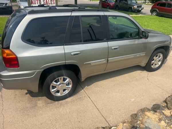 2002 GMC Envoy SLT - $3.495 (Saint Paul)63481492590467121