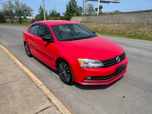 2015 Volkswagen Jetta - $5,70063442752910721122