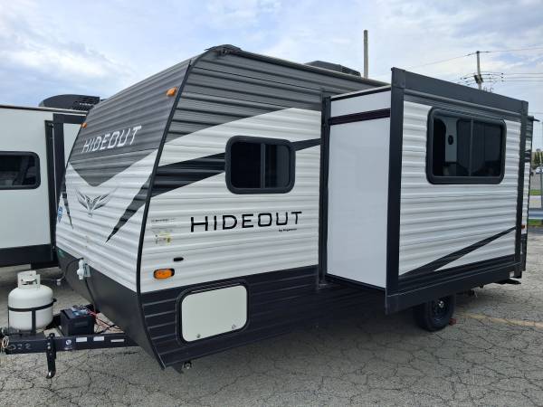 2020 Keystone Hideout 176LHS 1