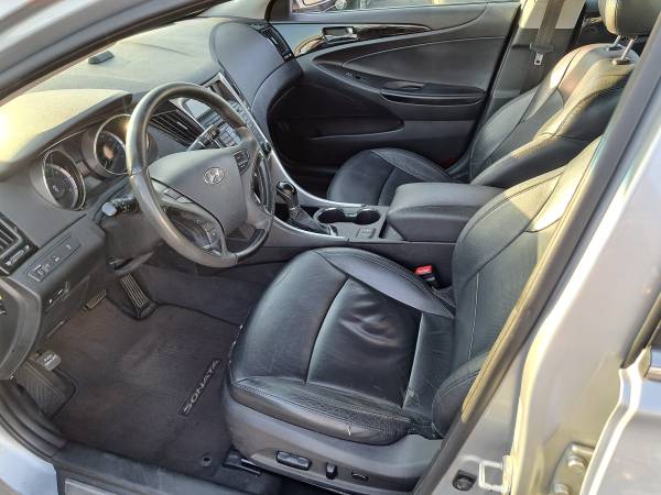 2011 Hyundai Sonata - $3,500 (Sacramento)63624119676803124