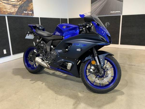 2023 Yamaha YZF-R7 1