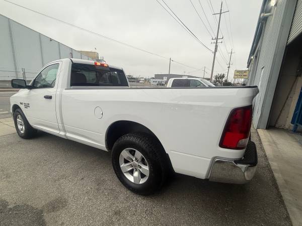 2019 Ram 1500 5.7 Hemi CLEAN TITTLE - $18,700 (aptos)63486967386883123