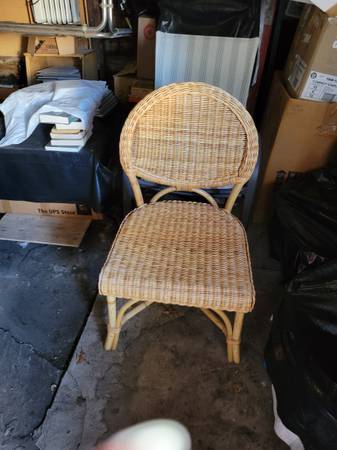 WICKER / RATTAN CHAIR FOR SALE LOW PRICE 1