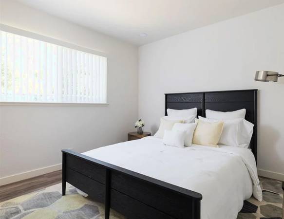 $2,295 / 2br - GET 1 MTH FREE - 2B - Close to Dog Park - Beautifully Landscaped (santa rosa)63799516529795124