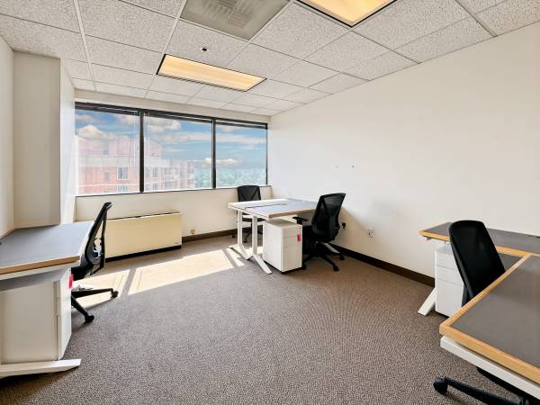 $1,087 All-Inclusive Office in Bethesda – Utilities & Wi-Fi Included TOUR NOW (Bethesda)63779442168961120