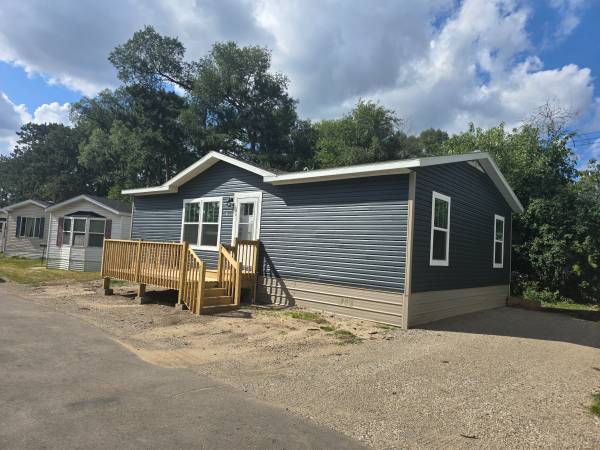 $164,900 / 3br - ¡3 Dormitorios! ¡Precioso! ¡Subvenciones Disponibles! (Richfield)64048422824195120