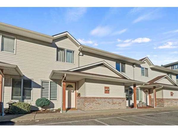 Turn-key & affordable! This is a renovated 2 bed 2 bath townhome 1