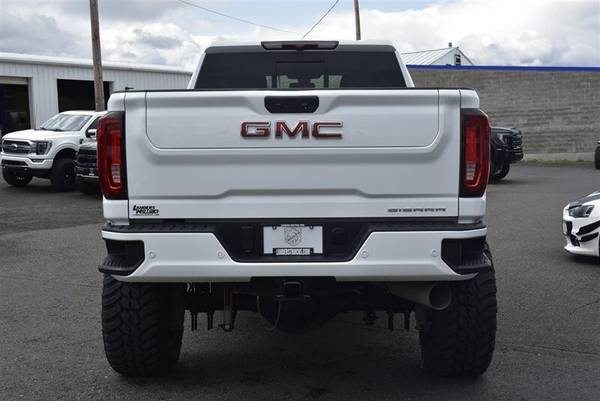 Camion diesel elevado 2022 GMC Sierra 3500 Denali 4x4 cargado - $69,900 (415 SE 223rd Gresham, OR 97030)63622362907649123