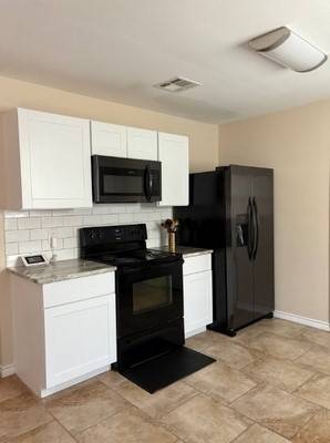 $650 / 3br - 🏡 Cozy 1BR/1BA Spot in Chillicothe – $650/mo (𝐄 𝟓𝐭𝐡 𝐒𝐭)63785635394305123