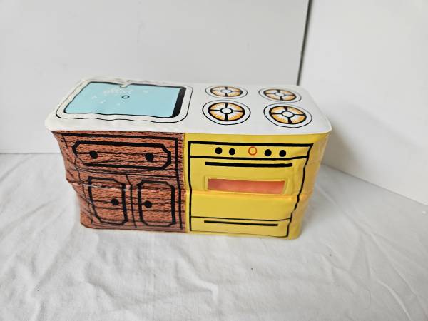 Barbie Vintage Blow Up Sink Stove 1