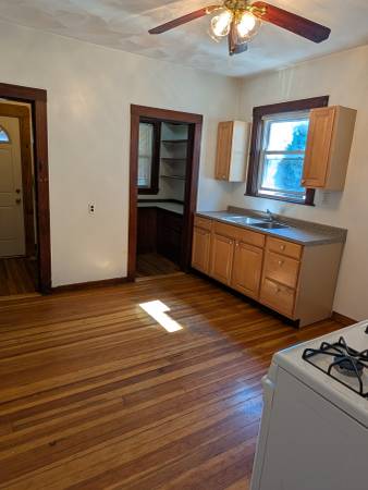 $2,200 / 2br - 1200ft2 - 2 dormitorios , Medford Wellington Circle (Medford Wellington)63797254918401124