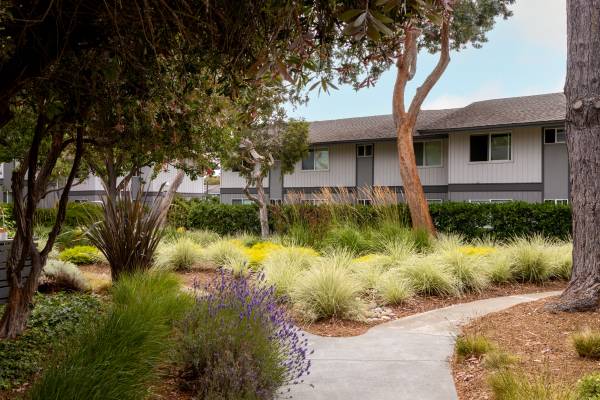 $3,252 / 1br - Find your new home here! Brand New Units with A/C! (foster city)63938498197507122