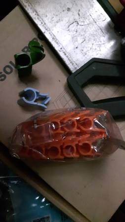 Small Diameter Portable Greenhouse Clips 1