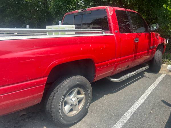 2001 Dodge RAM 1500 - $1,400 (Fairfax)63616305785985121