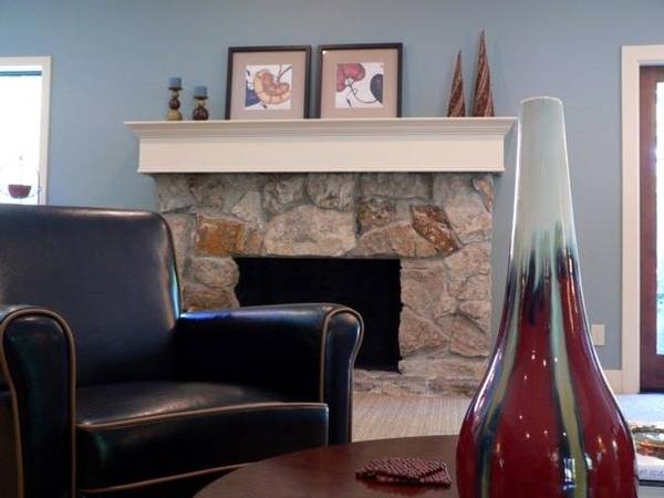 $1,715 / 1br - 644ft2 - Wood burning fireplaces, Washer and dryer in each apartment (Bellevue)63852578369155121