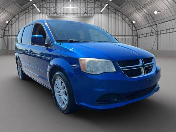 2013 Dodge Grand Caravan ¡pocos kilómetros! - $5,950 (north kc)63621949889667122