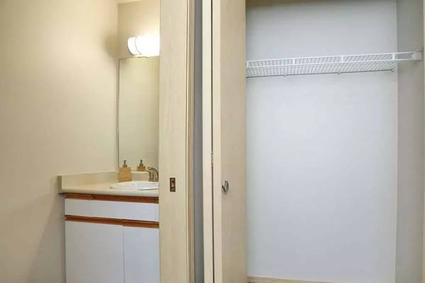 $950 / 3br - 333ft2 - Your Pets are like Family Here! We love dogs and cats! 3 Bed, 1.5 Bath (Bellingham)63509650364801123