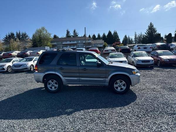 2005 Ford Escape Hybrid FWD - $4,999 (Lynnwood, WA)63654706997507121