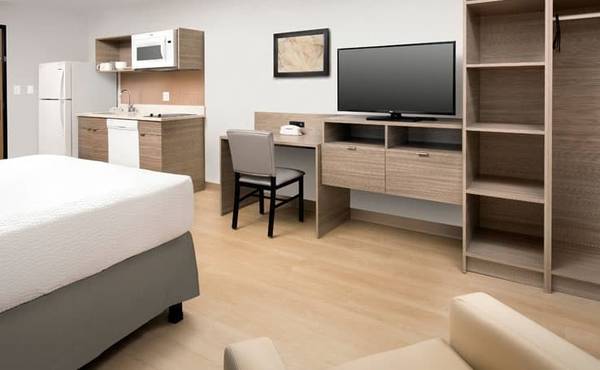 $588 / 1br - 1st Week Manager's Special - A Smart Apartment Alternative! (7045 180th Ave NE, Redmond, WA)63814711648769121