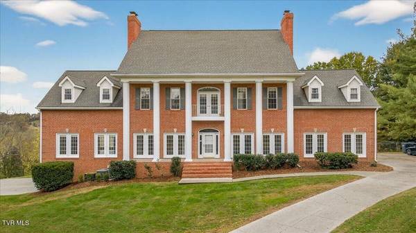 $925,000 / 6671ft2 - Discover timeless charm and exceptional space (Jonesborough)64279154557825121