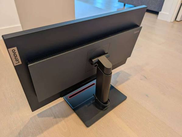 ThinkVision 27 inch Monitor - P27u-20 - $100 (Long Island City)63471425066241122