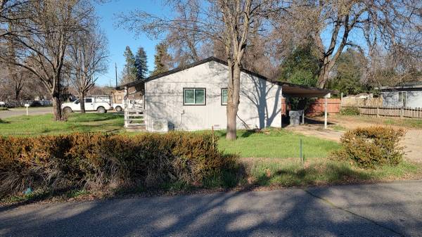 Newly Remodeled 2 Bdrm Duplex 1