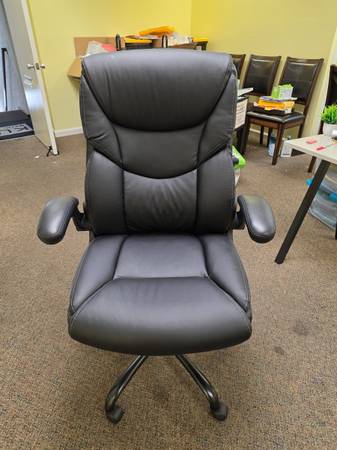 Executive Office Chair 0 Ergonomic Adjustable Computer Desk Chairs 1