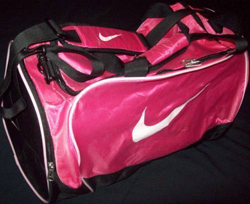 Nike duffle bag 1