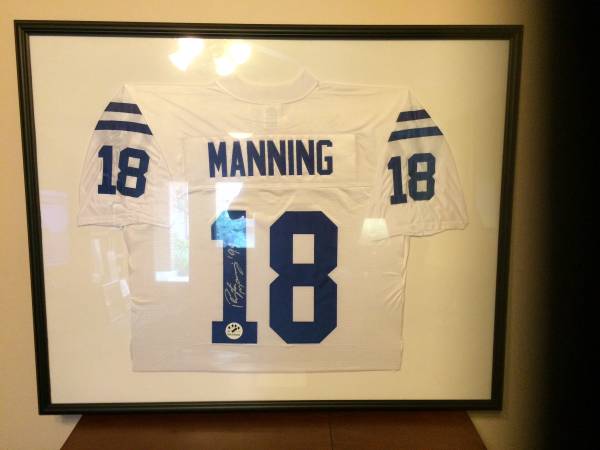 Peyton Manning Autographed Indianapolis Colts Football Jersey - $750 (Maryville)62925967989505121