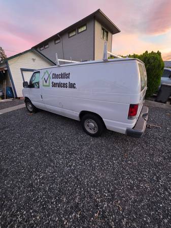 Ford E150 Econoline - $7800 (Wenatchee)63442473111425121