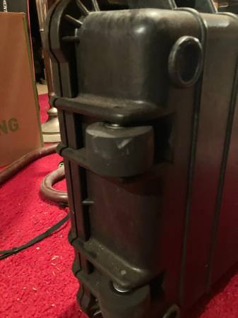 Pelican Cases (1) Long model 1700 and (1) 1640 model Chest - $125 (yorktown)63442458668033124