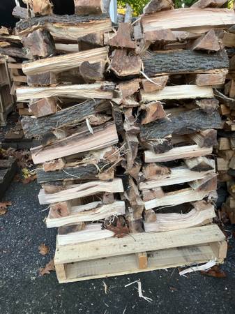 hickory firewood 1
