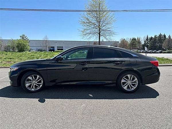 2019 Honda Accord - $13995.0063618593824131124