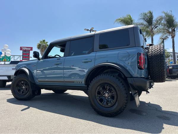 2021 Ford Bronco First Edition suv Area 51 - $51,997 (LLAME AL 619-345-3175 PARA DISPONIBILIDAD)63616091624833122