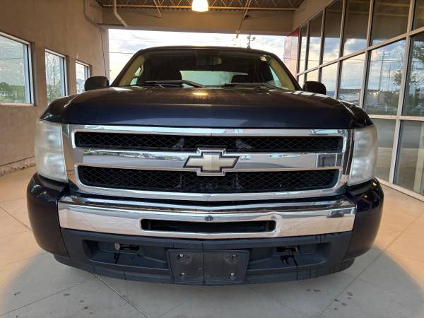 2011 CHEVY SILVERADO EXTRA CAB - $5,500 (Rock hill)63617453959299124