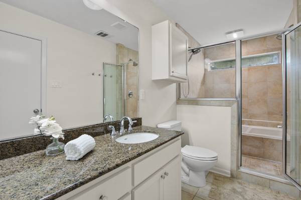 $1900.00 / 2br - 2002ft2 - Modern 2 Bed/2 Bath Condo Near LSU - $1900/mo63678508523907124
