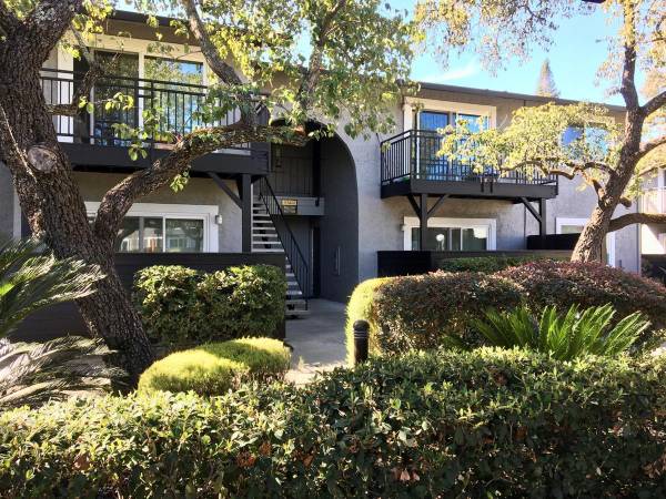 $1.850 / 2 habs - 900 pies² - Parque de 17 acres, se permiten mascotas, cocinas totalmente equipadas con lavavajillas (Fair Oaks, Folsom, Rancho Cordova, Sacramento, Orangevale)63228481654017122