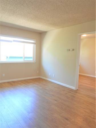 $900 / 1br - Santa Cruz, 316 Lincoln St. #9 upstairs unit close to Downtown/U (santa cruz)63965991094019122
